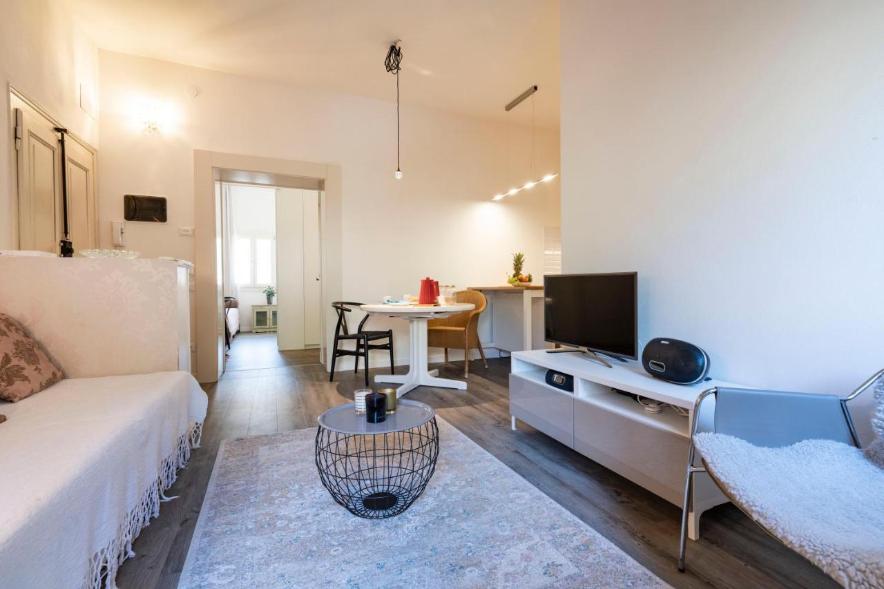 Snug Apartment With Private Courtyard M0270422677 Venice Ngoại thất bức ảnh